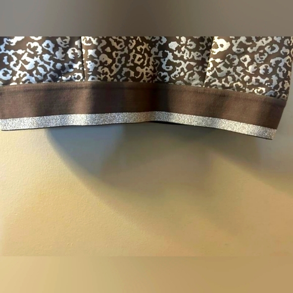 Mono b Leopard-print Sports Bra - Picture 3 of 4